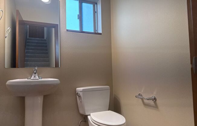 Convenient 3 beds, 2.5 bath in Ballard