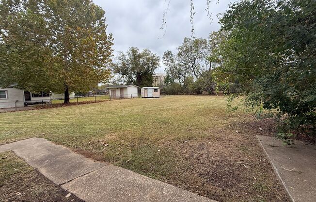 ** 3 Bed 2 Bath located off Narrow Lane rd ** Call 334-366-9198 to schedule a self tour