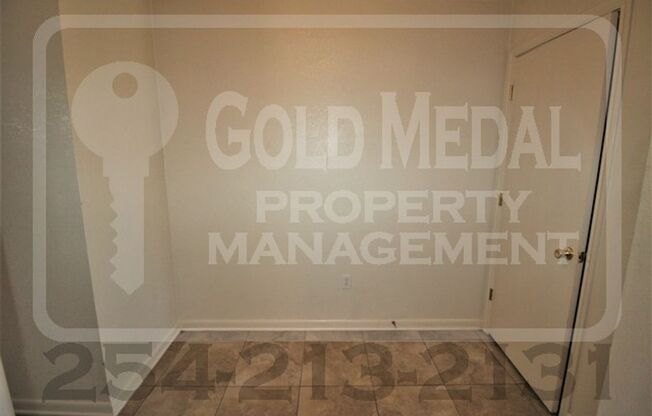 1103 Lansberry Court