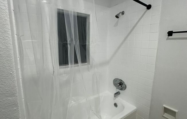 1 bed, 1 bath, 307 sqft, $1,495.83, Unit 16
