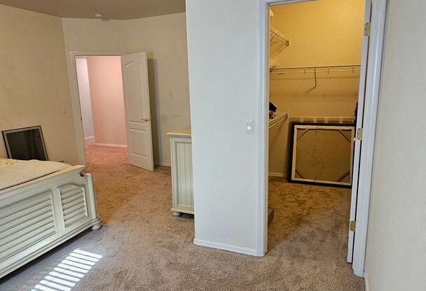 Beautiful 4 Bedroom Wolf Ranch Home