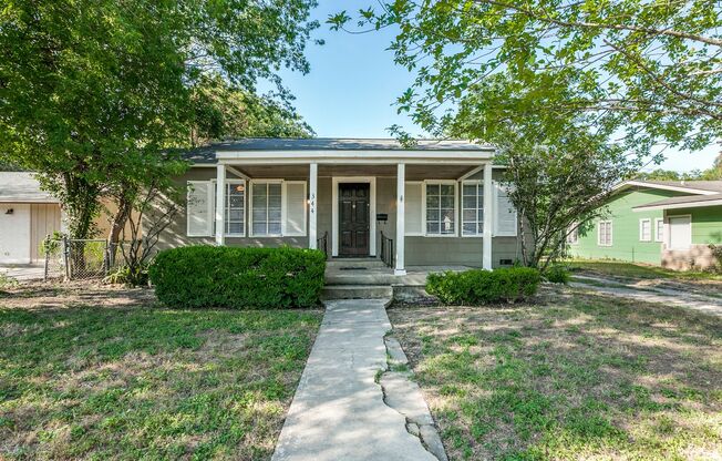 2-BEDROOM HOME IN MONTICELLO PARK