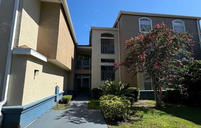 1 Bedroom 1 bathroom Condo in Metrowest! 3rd Floor