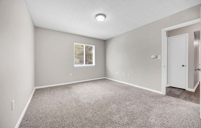 2 beds, 1.5 baths, 850 sqft, $1,095, Unit E15