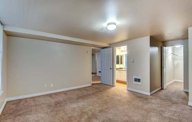 Unfurnished bedroom with light at Ellis Court Apartments, Washington