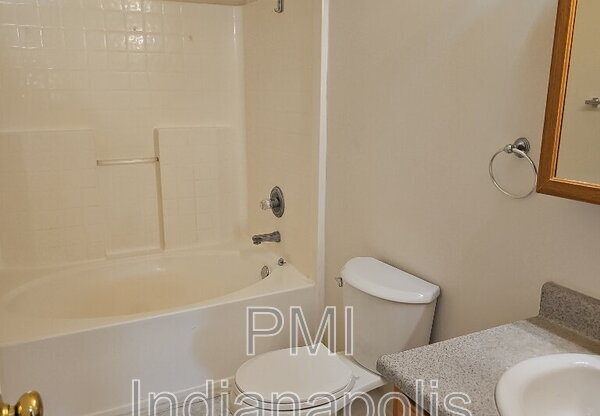1815 WINFIELD PARK DR