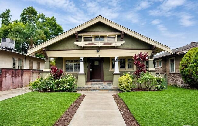 4613 S VAN NESS AVE