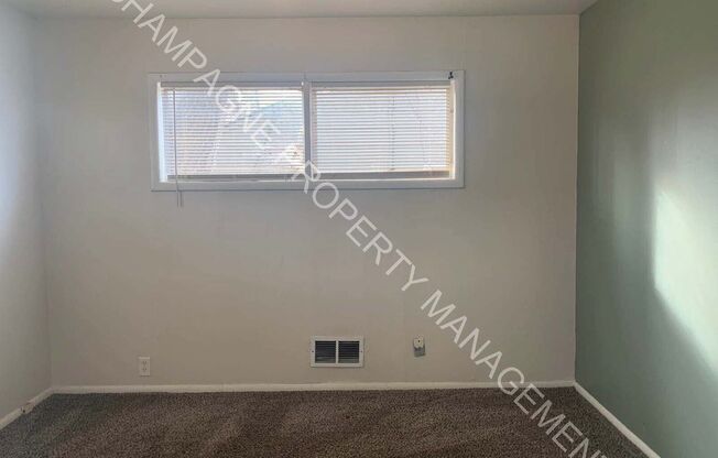 3 beds, 1 bath, $1,300