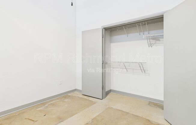 2 beds, 2 baths, 900 sqft, $1,573, Unit 120