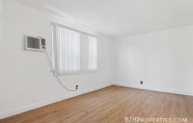 4010 LOS FELIZ BLVD