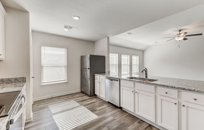 4 beds, 2 baths, 1,724 sqft, $2,145, Unit 505 Beall St