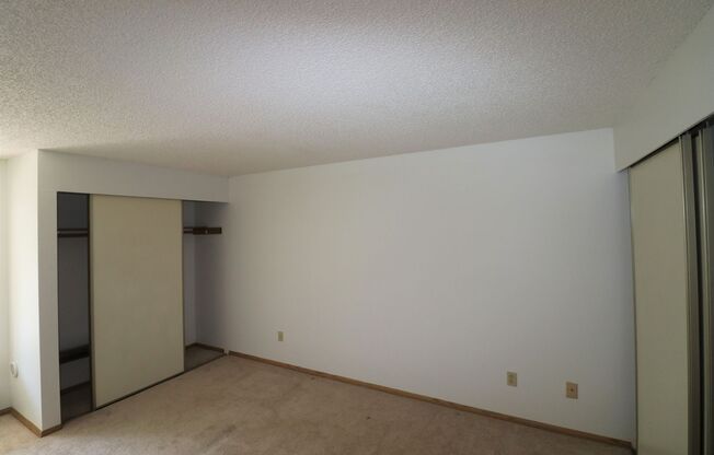 1 bed, 1 bath, $1,900