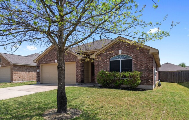 1049 REGENCY LN