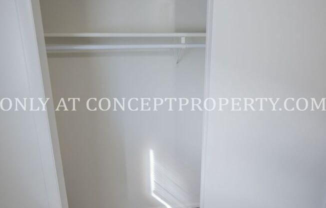 2 beds, 1 bath, 930 sqft, $1,299, Unit 59