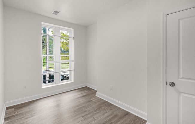 Gorgeous 4 Bedroom is Penn North - $200 off 1st Months Rent