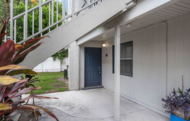 1BD/1BA Apartment off Curry Ford in Henley Park Apartments!