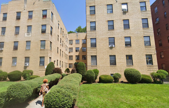 276 Collins