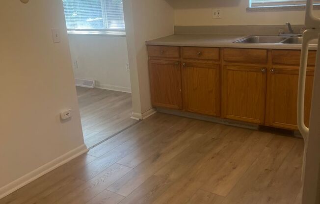 2bd/1bth Ready Now!