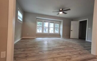 3954 N 20 ST