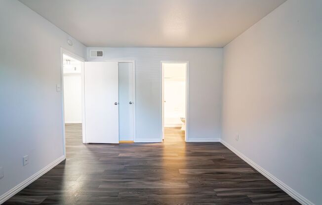1 bed, 1 bath, 501 sqft, $749, Unit 102