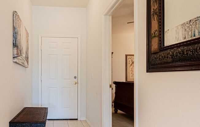 ☀️ Seasonal Golf Getaway with Stunning Views – 2BR Condo in Cedar Hammock Golf & Country Club, Naples ⛳️