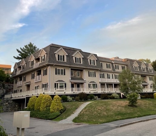 255 Winter St Unit 307