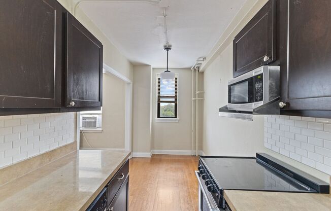 Studio, 1 bath, 442 sqft, $721, Unit 705