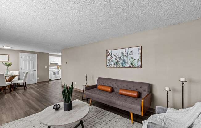 Welcome to Paxton Apartments in Kennewick, WA