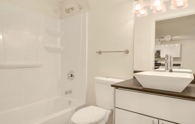 1 bed, 1 bath, 612 sqft, $1,795, Unit 03