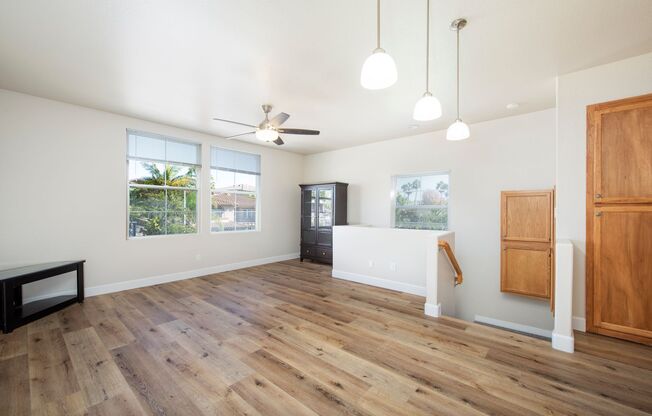 1007 TURNSTONE RD