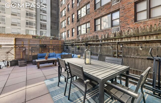 245 E 24 ST