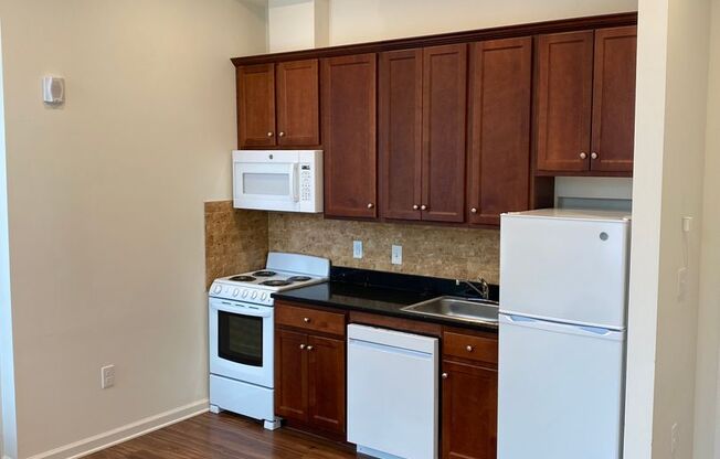 1601 6th St. NW