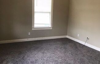 2 beds, 1 bath, $950, Unit Unit 4