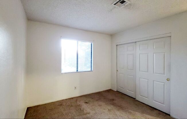 2 beds, 2 baths, 912 sqft, $1,250, Unit #202