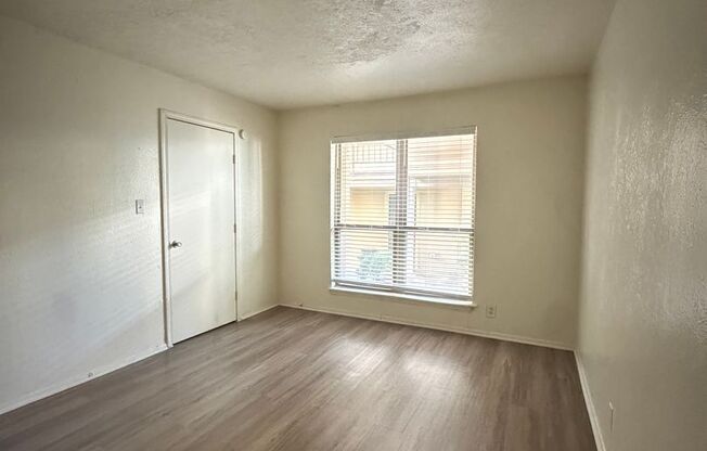 1 bed, 1 bath, 660 sqft, $1,239, Unit OPA-141