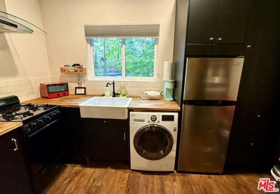 1 bed, 1 bath, 618 sqft, $1,900