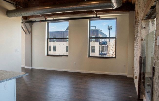 2 beds, 2 baths, 1,950 sqft, $5,500, Unit 506 - Penthouse