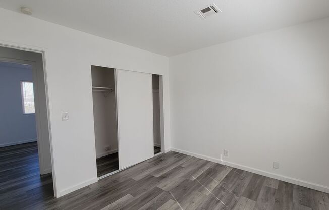 2 beds, 1 bath, 792 sqft, $1,250, Unit 213 E. Foster Street Unit 8