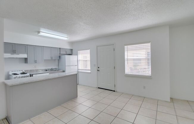 Hamilton House Apartments