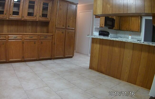 4 beds, 3 baths, $2,100