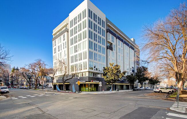 Studio, 1 bath, 430 sqft, $1,850, Unit 812