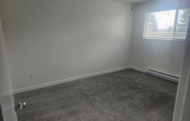1 bed, 1 bath, 638 sqft, $1,249, Unit 30