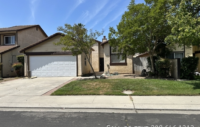 541 SAN VICENTE CT