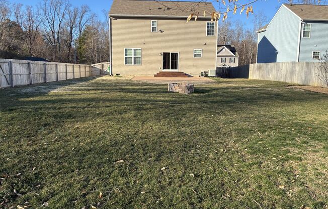 Beautiful Home in HUNTINGTON PLACE