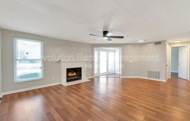 4267 PARKVIEW CT