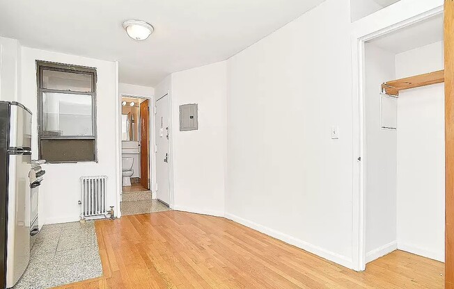 Studio, 1 bath, $3,195, Unit 14B