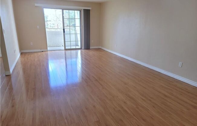 Inviting Green Valley Condo with Dual Balconies & Great Community Amenities!