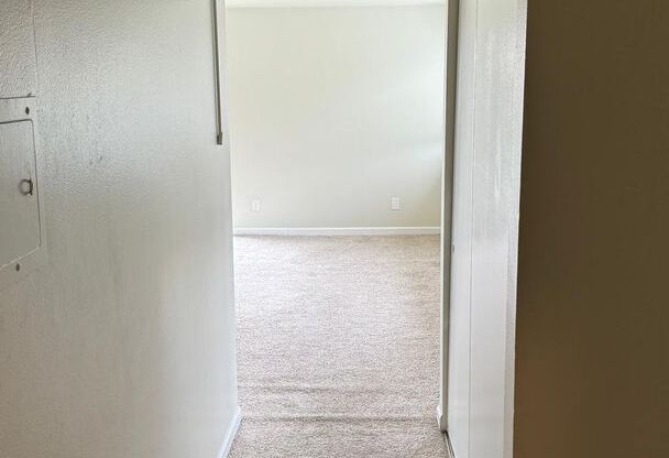 2 beds, 1 bath, 725 sqft, $1,695, Unit 314-01-13