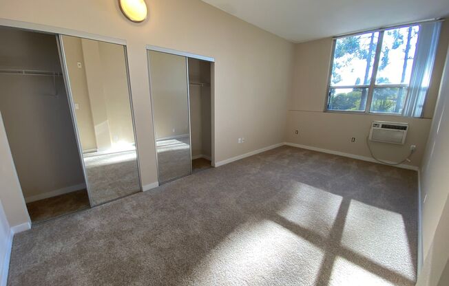 2 beds, 1 bath, 720 sqft, $2,195, Unit 164