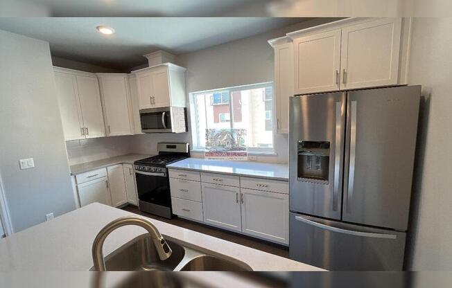 16 E ST ELMO AVE